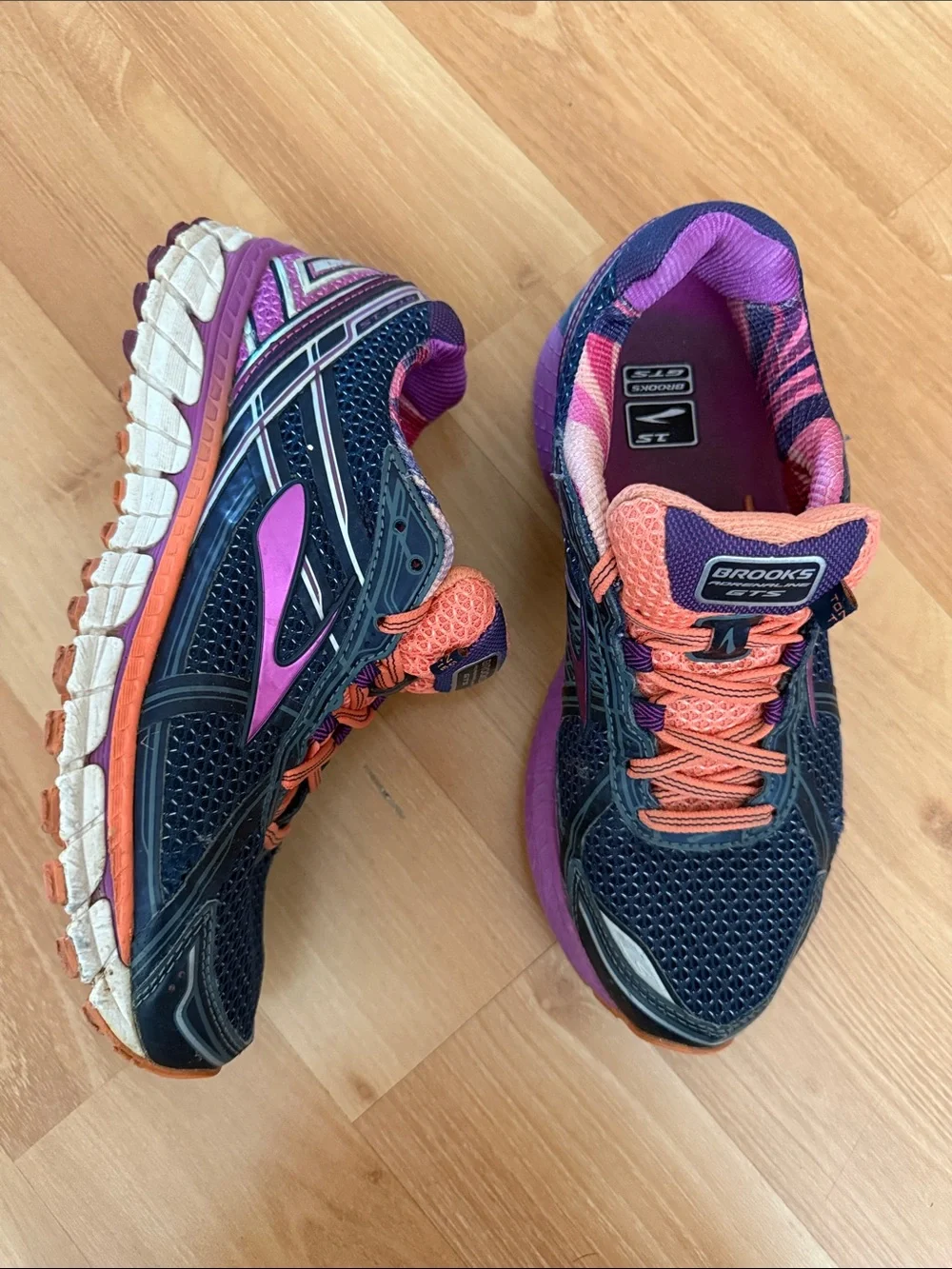 Brooks Women's Navy, Purple & Coral Running Sneakers